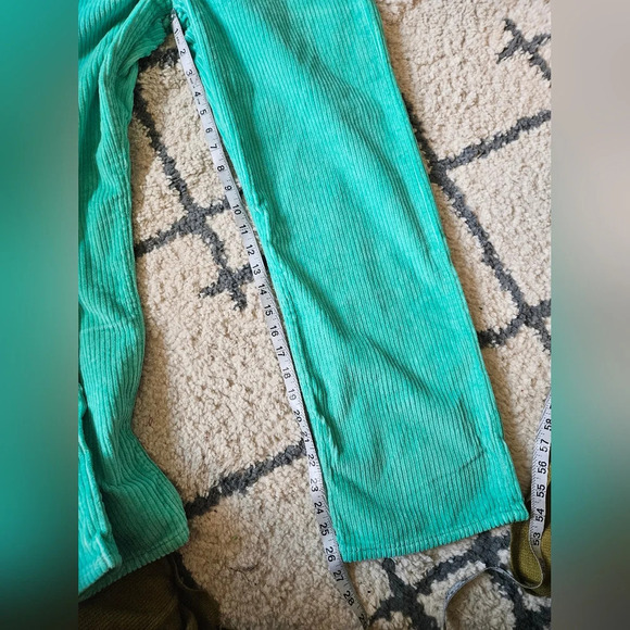 Levis premium corduroy ribcage straight ankle size 27 - Picture 6 of 6